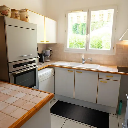 Villa T4 A 450m De La Avec Clim Et Wifi